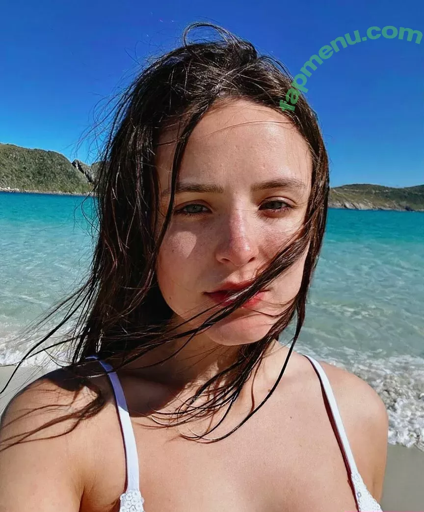 Larissa Manoela nude photo #0882 (larissamanoela)