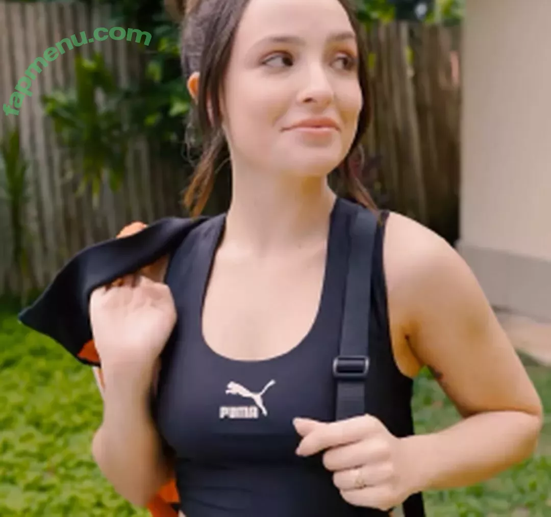 Larissa Manoela nude photo #0904 (larissamanoela)