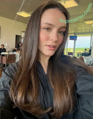 Larissa Manoela / larissamanoela nude photo #1452