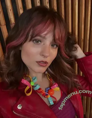 Larissa Manoela / larissamanoela nude photo #1684