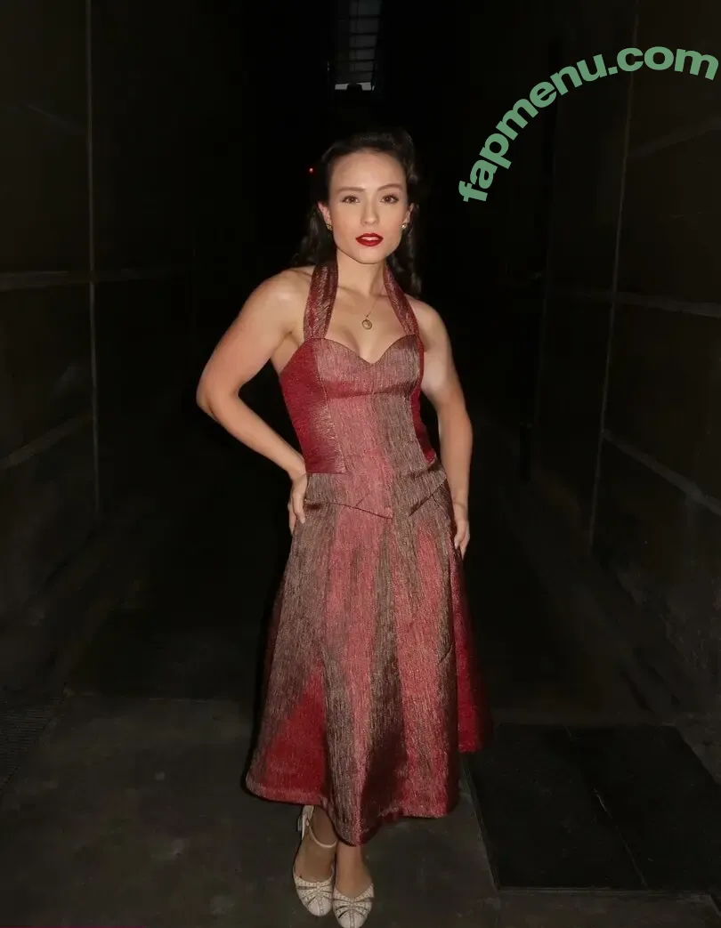 Larissa Manoela nude photo #1485 (larissamanoela)