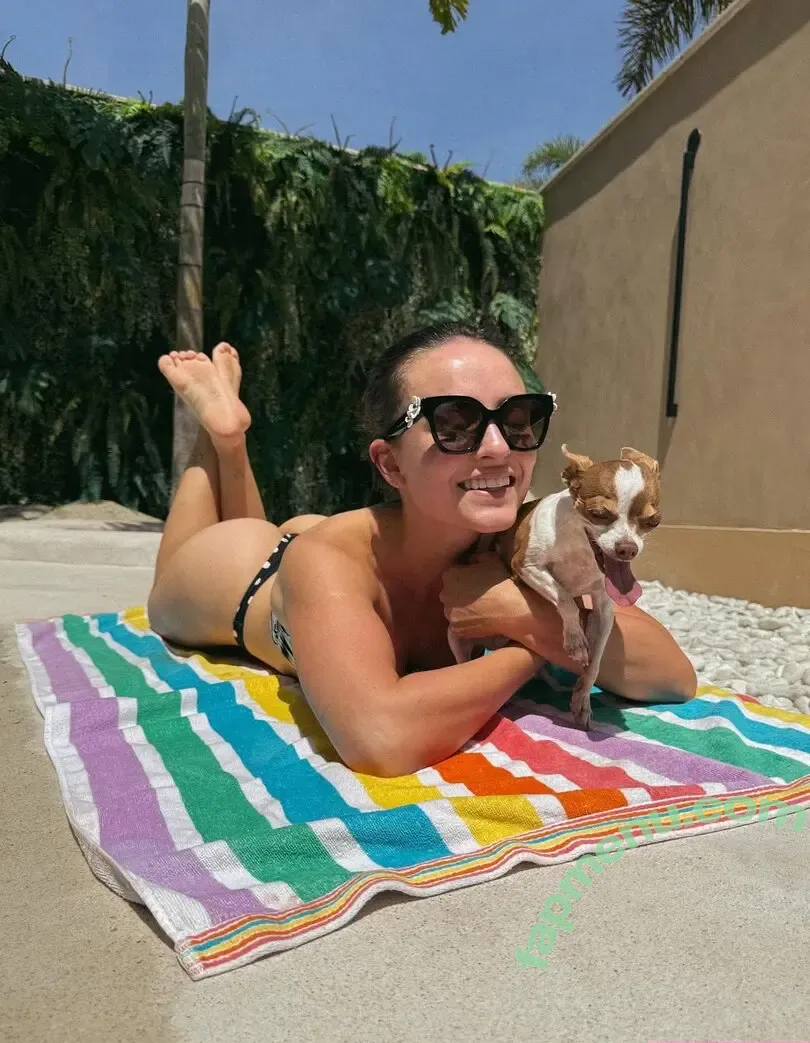 Larissa Manoela nude photo #1552 (larissamanoela)