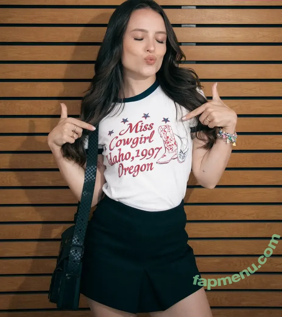 Larissa Manoela nude photo #1561 (larissamanoela)