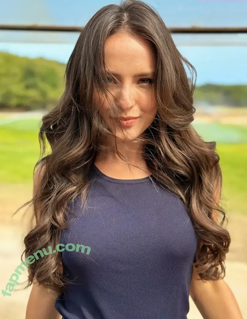 Larissa Manoela nude photo #1579 (larissamanoela)