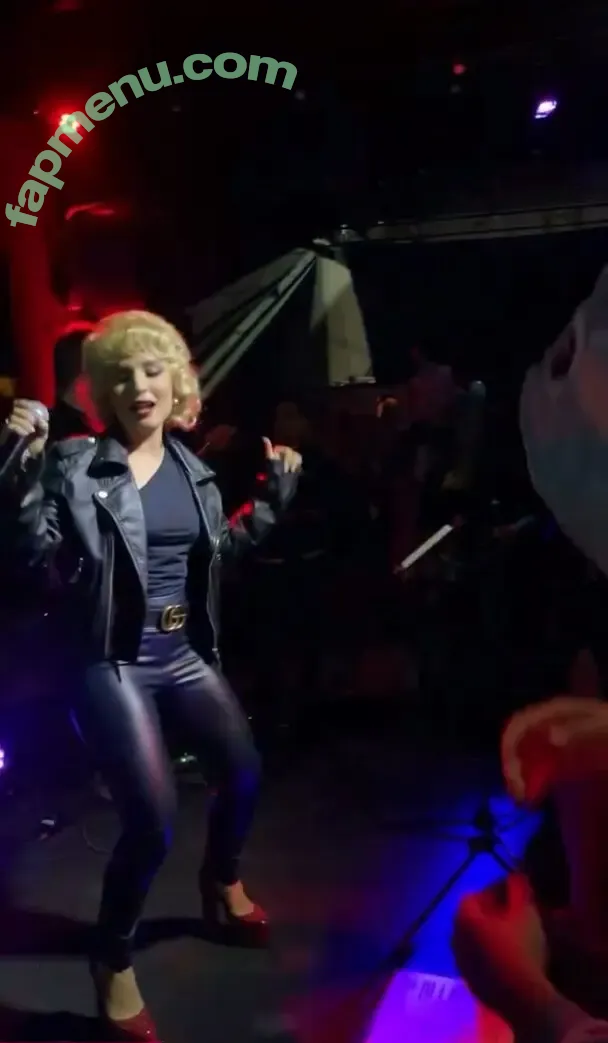 Larissa Manoela nude photo #1653 (larissamanoela)