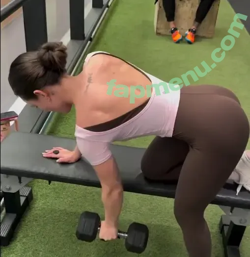 Larissa Manoela nude photo #1662 (larissamanoela)