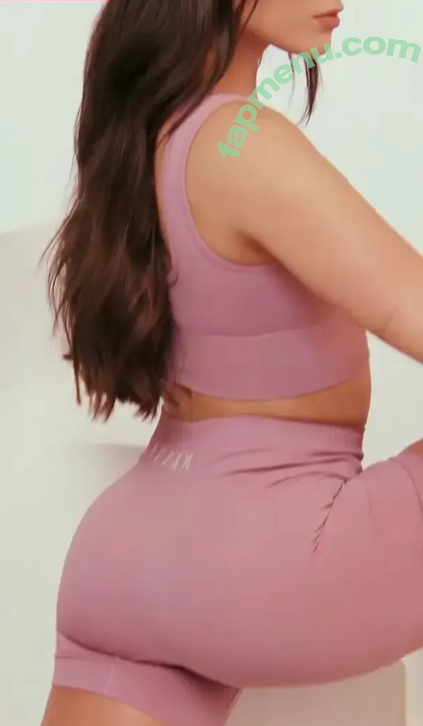 Larissa Manoela nude photo #1695 (larissamanoela)