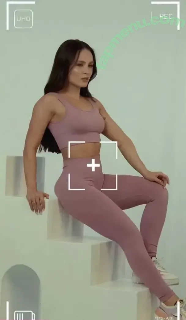 Larissa Manoela nude photo #1724 (larissamanoela)