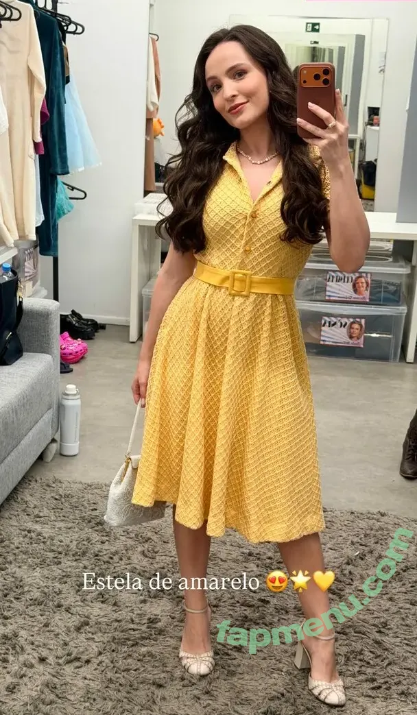 Larissa Manoela nude photo #1763 (larissamanoela)