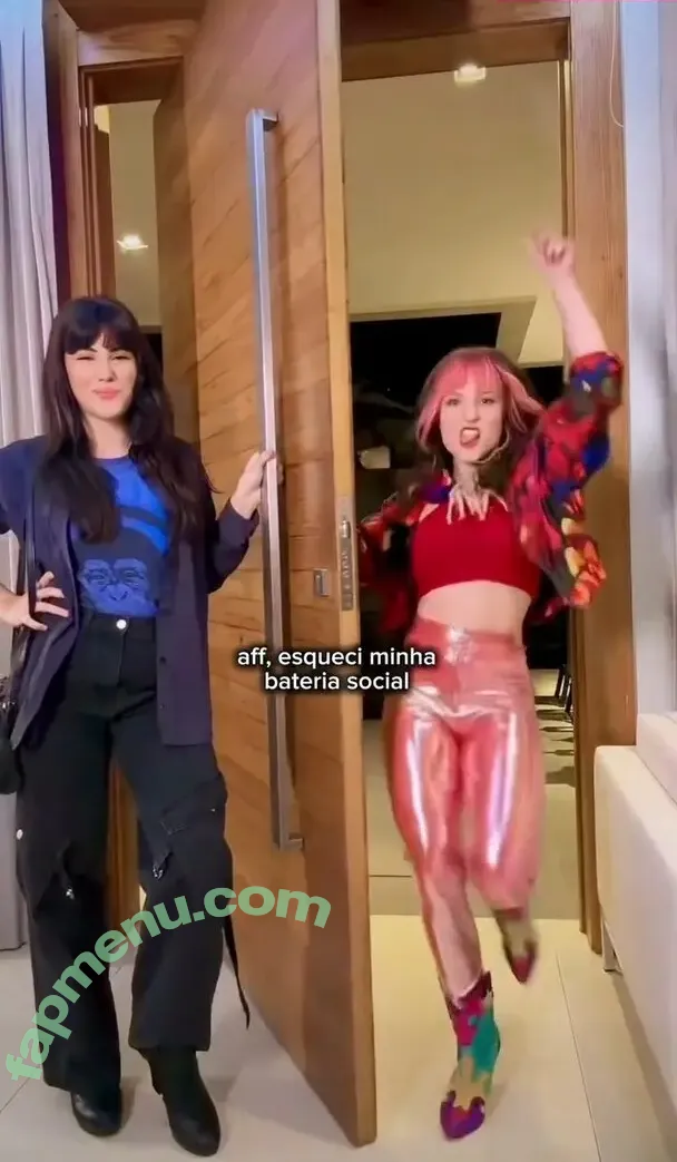 Larissa Manoela nude photo #1784 (larissamanoela)