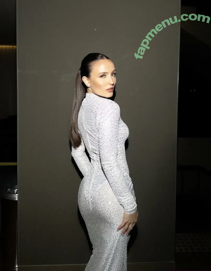 Larissa Manoela nude photo #1793 (larissamanoela)