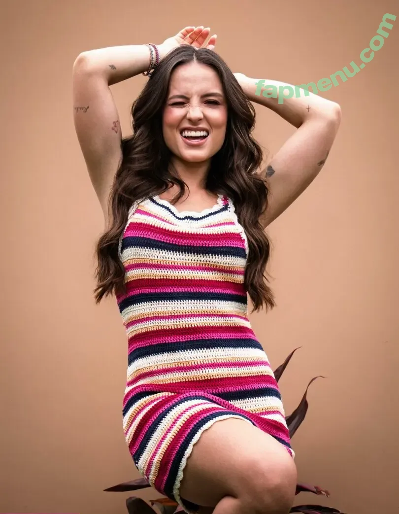 Larissa Manoela nude photo #1844 (larissamanoela)