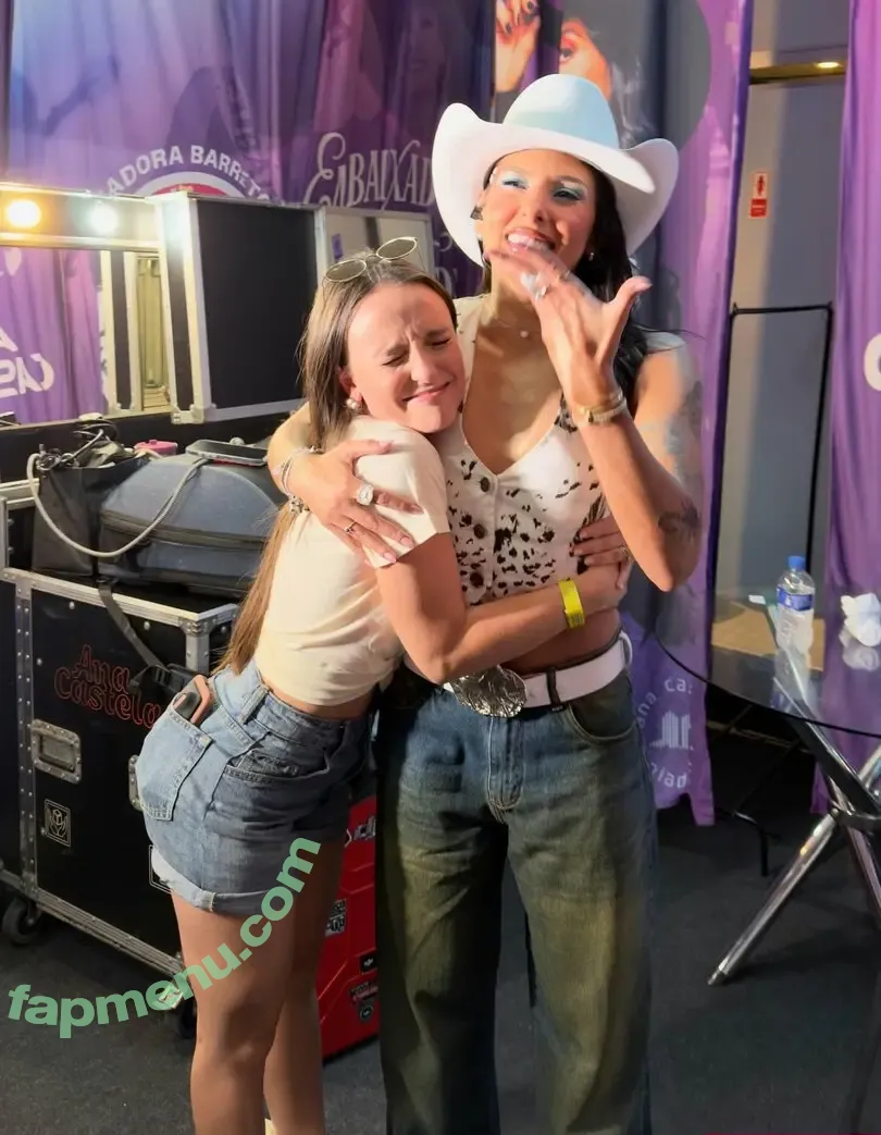 Larissa Manoela nude photo #1977 (larissamanoela)