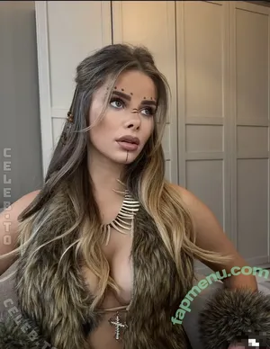 Larissa Neumann / tigerlariz nude photo #0449