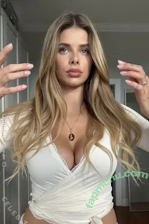 Larissa Neumann / tigerlariz nude photo #0453