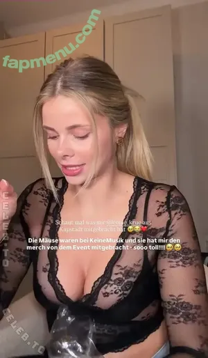 Larissa Neumann / tigerlariz nude photo #0484