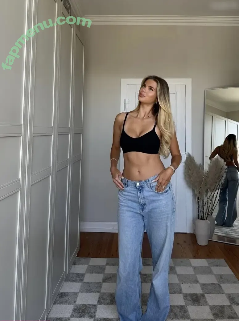 Larissa Neumann nude photo #0373 (tigerlariz)