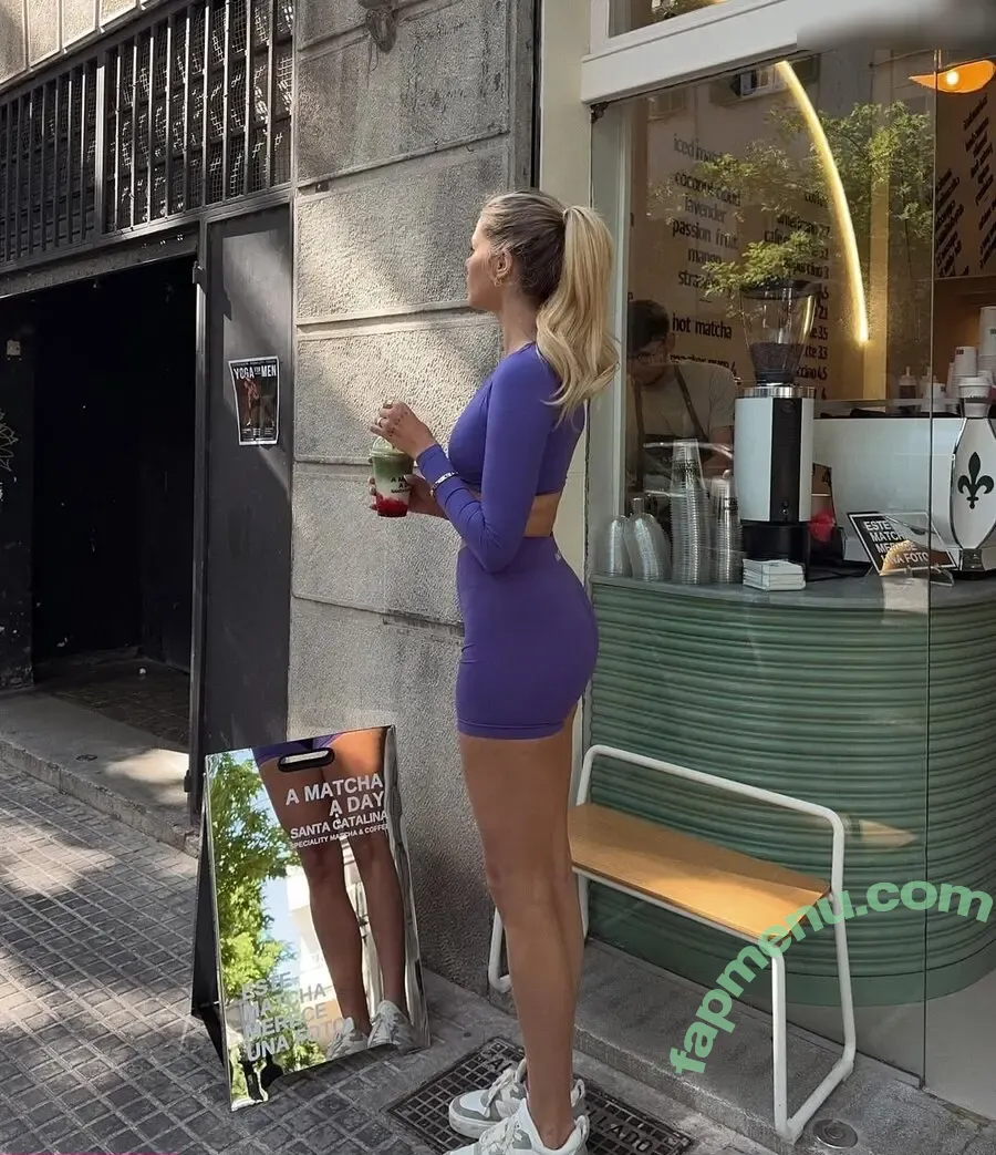 Larissa Neumann nude photo #0386 (tigerlariz)