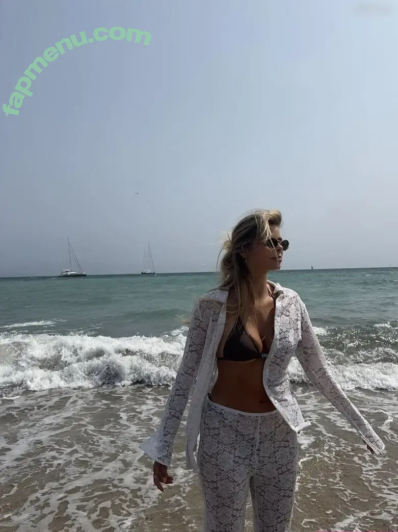 Larissa Neumann nude photo #0396 (tigerlariz)