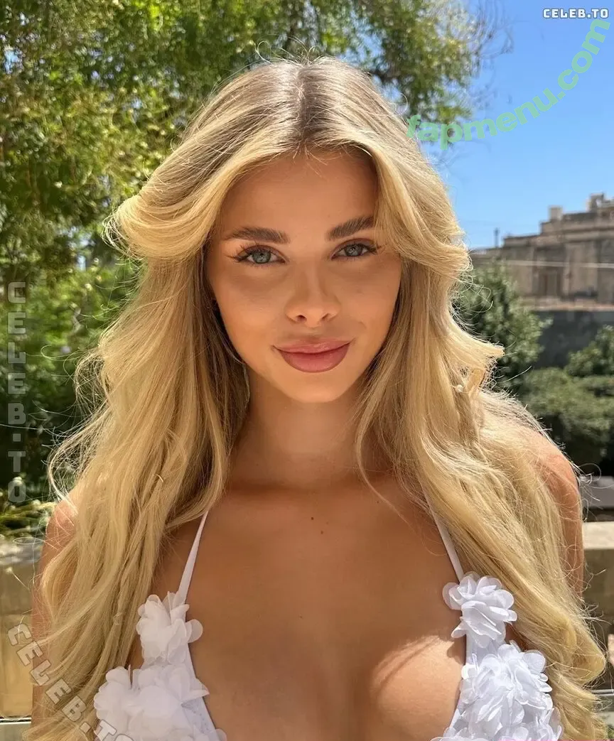 Larissa Neumann nude photo #0482 (tigerlariz)