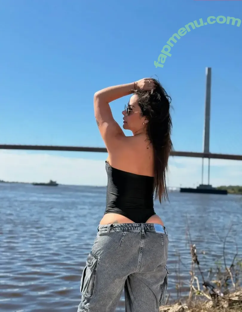 Larissa Riquelme nude photo #0463 (larissariquelme)