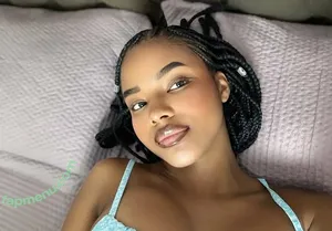 Larissa Siilva / larissa.siilva / larissasilva_xo nude photo #0151