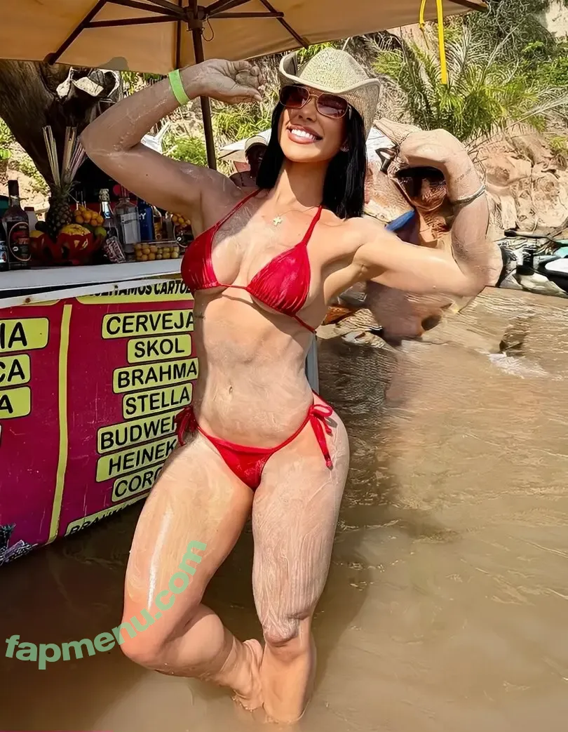 Larissa Tomásia nude photo #0203 (Larissa Tomasia / ex-bbb / larissatomasia)