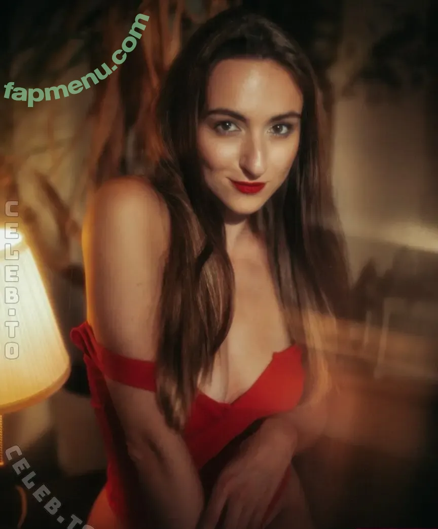 Larissa0297 nude photo #0135 (Larissa0297)