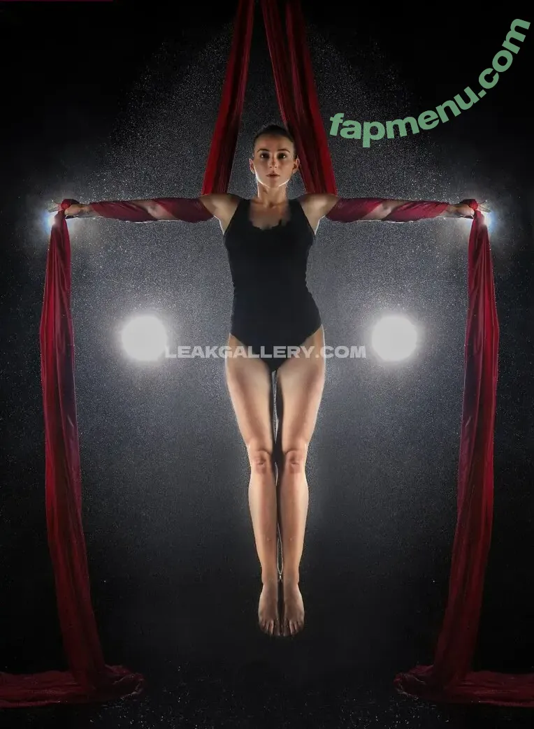 Larissa0297 nude photo #0140 (Larissa0297)