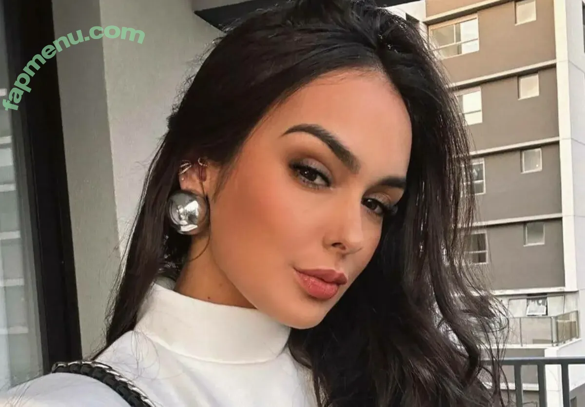 larissasantos nude photo #0001 (larissasantos)