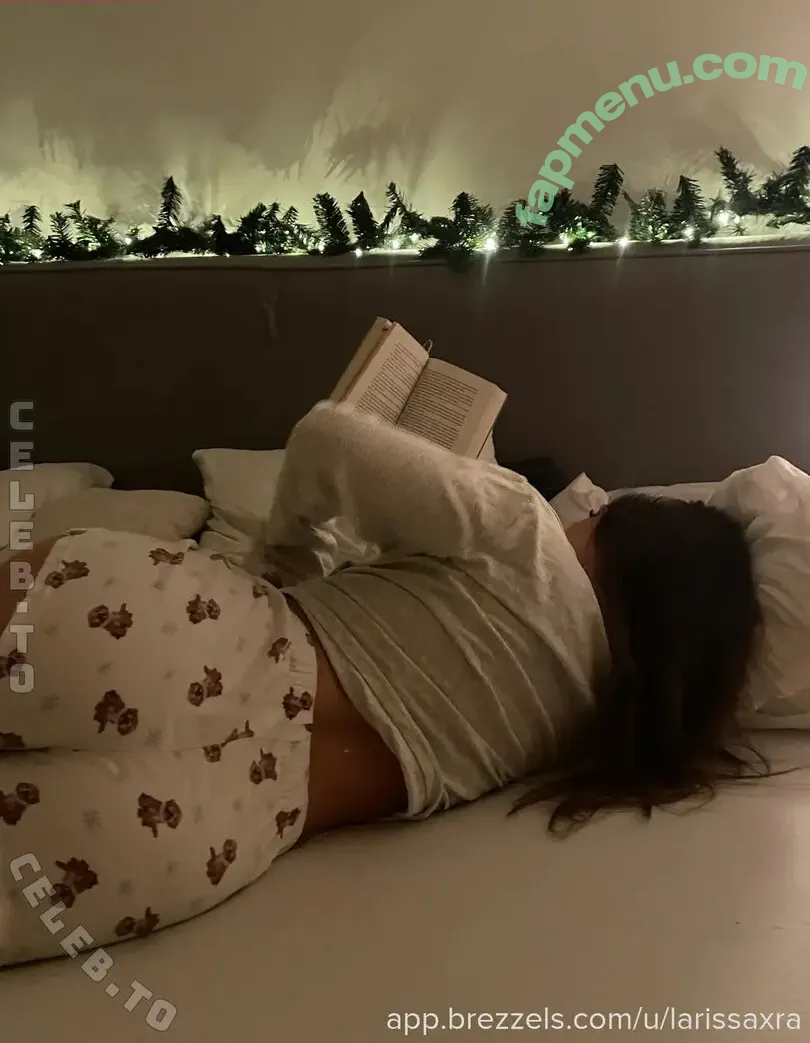 Larissaxra nude photo #0454 (Larissaxra)