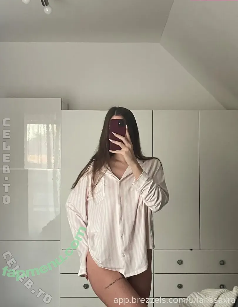 Larissaxra nude photo #0497 (Larissaxra)