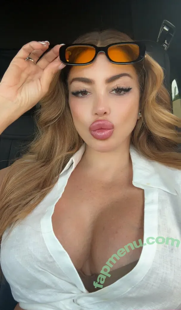 larsapippen nude photo #0034 (larsapippen)