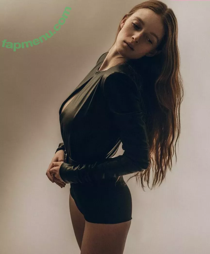 Larsen Thompson nude photo #0076 (larsenthompson / larsenthompsonofficial)