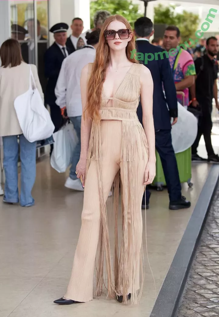 Larsen Thompson nude photo #0120 (larsenthompson / larsenthompsonofficial)