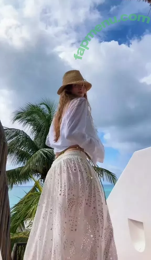 Larsen Thompson nude photo #0817 (larsenthompson)