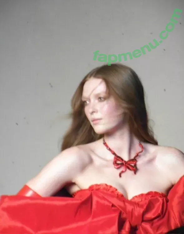 Larsen Thompson nude photo #0865 (larsenthompson)