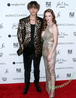 Larsen Thompson / larsenthompson nude photo #1016