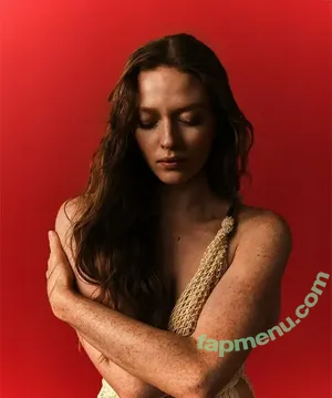Larsen Thompson / larsenthompson nude photo #1021