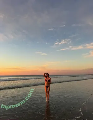 Larsen Thompson / larsenthompson nude photo #1077