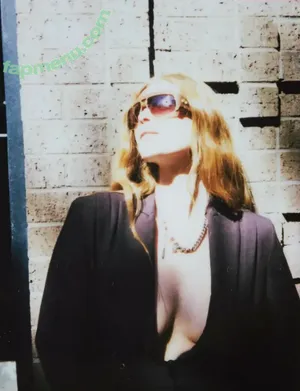 Larsen Thompson / larsenthompson nude photo #1106