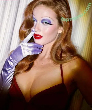 Larsen Thompson / larsenthompson nude photo #1166