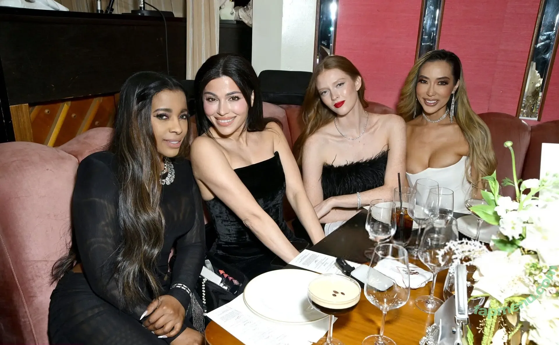 Larsen Thompson nude photo #1213 (larsenthompson / larsenthompsonofficial)