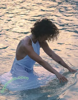 Laryssa Ayres / laryssa_ayres nude photo #0061