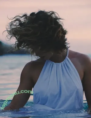 Laryssa Ayres / laryssa_ayres nude photo #0072