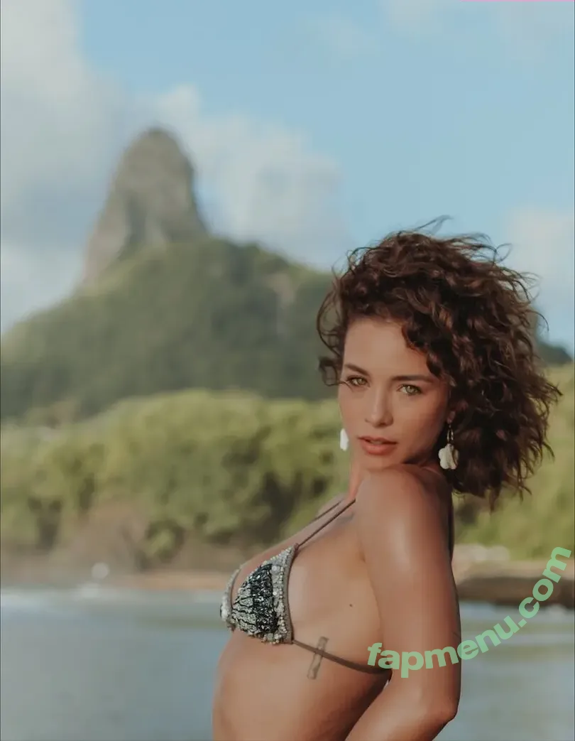 Laryssa Ayres nude photo #0060 (laryssa_ayres)