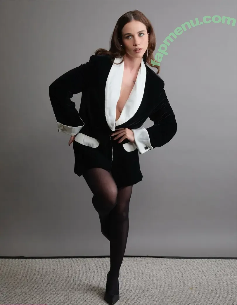 Laryssa Ayres nude photo #0066 (laryssa_ayres)