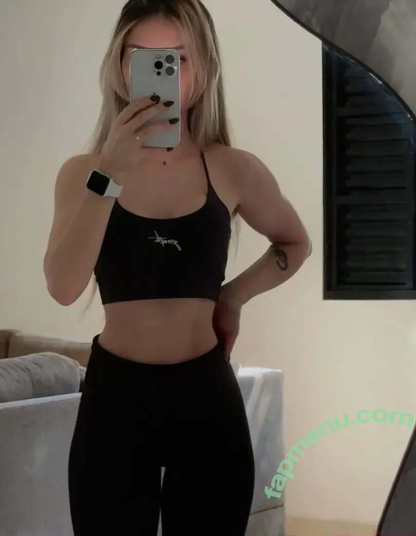 Laryssa Bitencourt nude photo #0062 (bitenclutch)