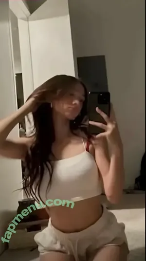 Laselyii / llessliiie / luvliii nude photo #0052