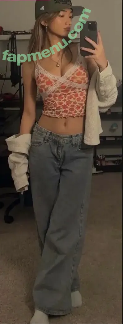 Laselyii nude photo #0025 (llessliiie / luvliii)